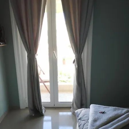 Cute Small Flat Near The Beach * غزيلوكاسترون